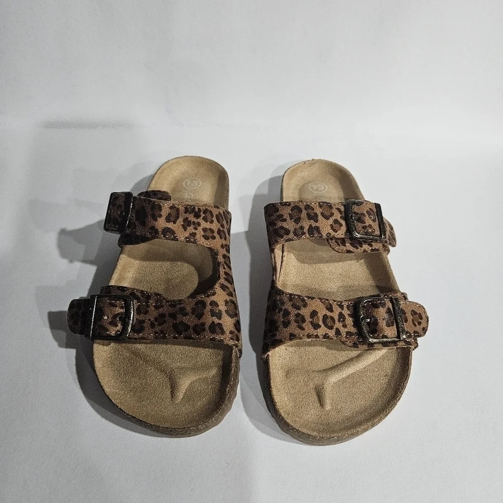 Girls NWOT Cat & Jack Animal Print Sandals Size 13